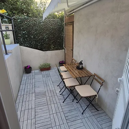 Mario Nv - Apt. For 2-3 Persons With Terrace Appartement Novi Vinodolski