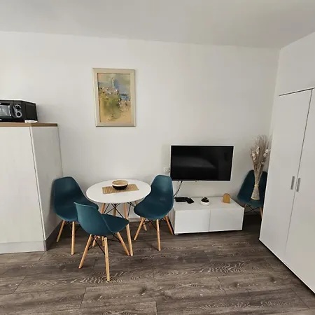 Mario Nv - Apt. For 2-3 Persons With Terrace *