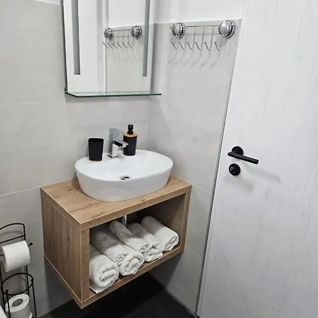 Mario Nv - Apt. For 2-3 Persons With Terrace Apartament *
